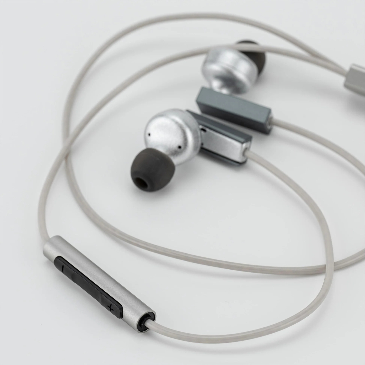 Moondrop Concerto - Hybrydowe IEM xMEMS + Planar USB-C - obrazek 2